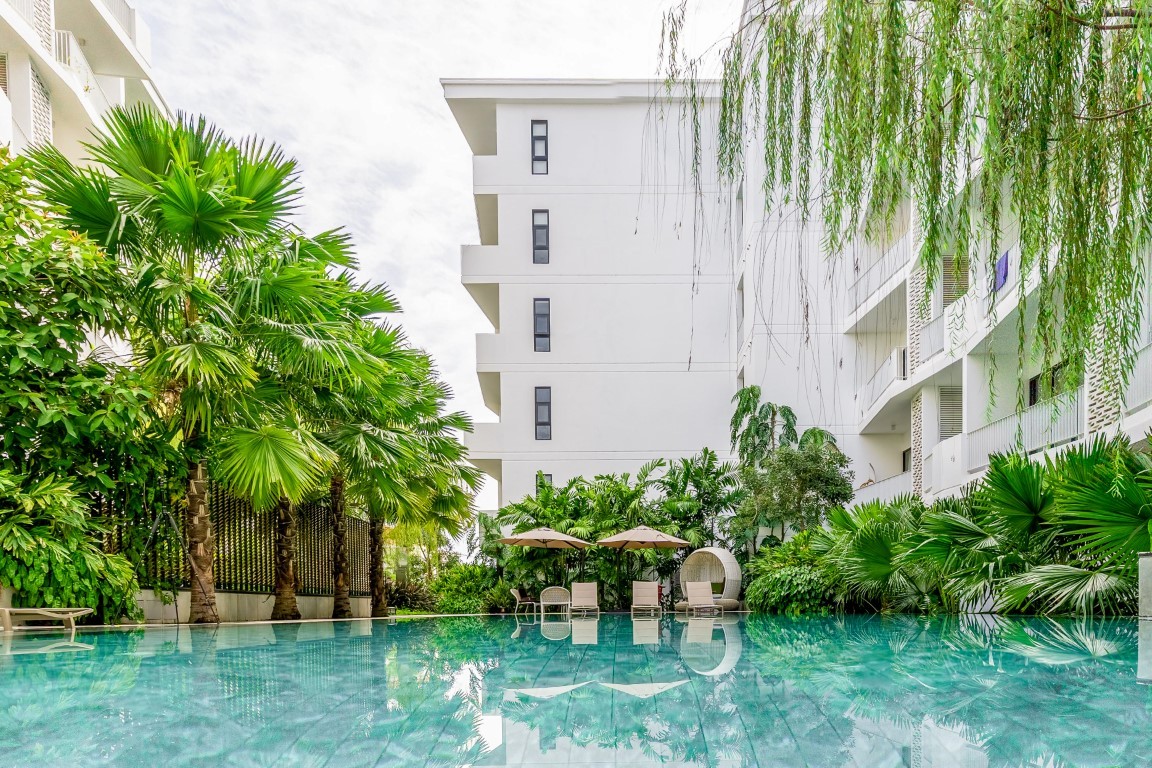 Swimming Pool photo