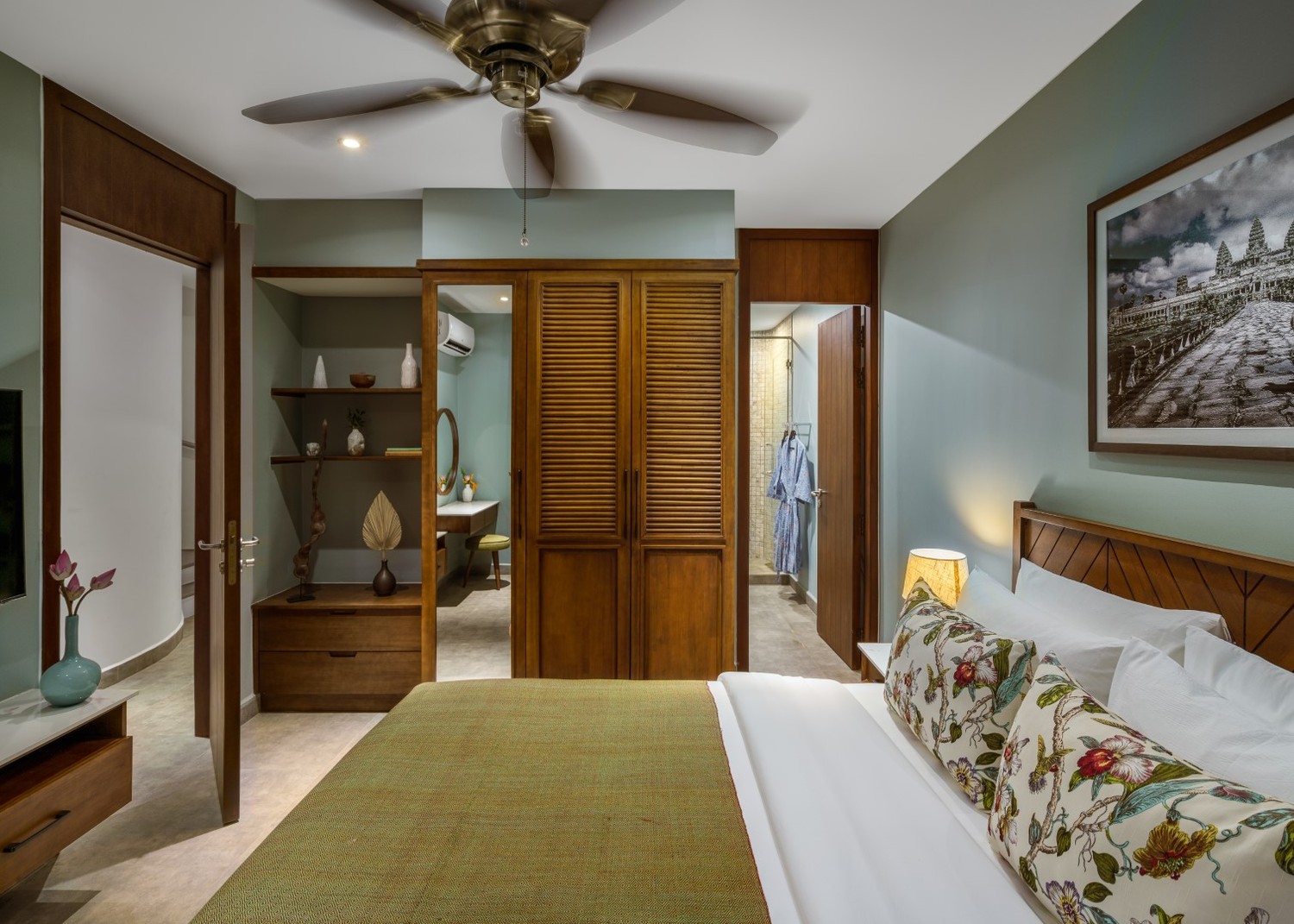 Three Bedrooms - Duplex Suite photo