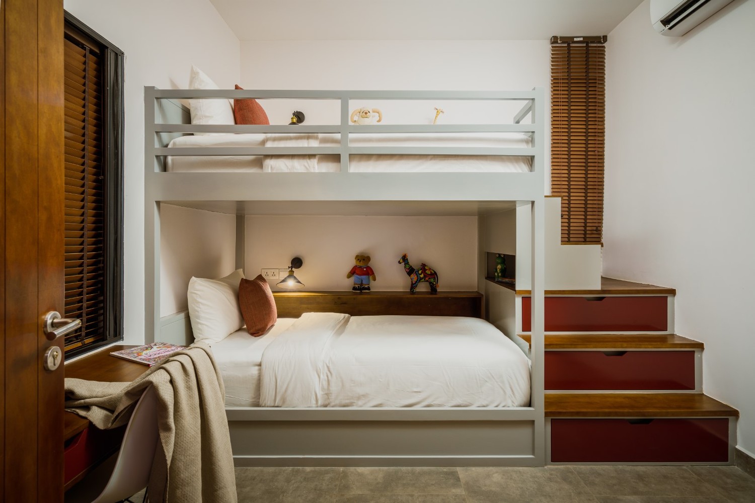 Three Bedrooms - Duplex Suite photo
